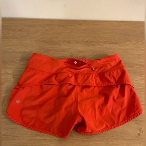 Lululemon stretchy waistband shorts